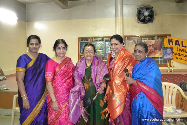 The title Sangita Vidya Praveena was conferred on Sudha Ragunathan by Mrs. Y G Parthasarathy during Kala Kruthi’s annual music festival. The event was held at Sankaralayam, 63, Mayor Ramanathan Road, Chetpet, Chennai 600031